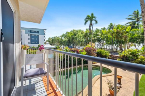 Sand Cay Beachfront Apartment 1 - 2 Bedrooms